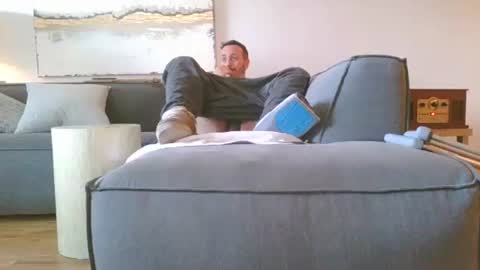 nassobout online show from April 11, 8:56 pm