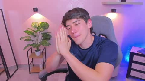 Nathaniel online show from April 7, 10:21 pm