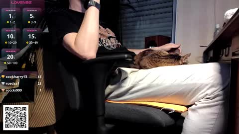 Nature online show from November 21, 9:58 pm