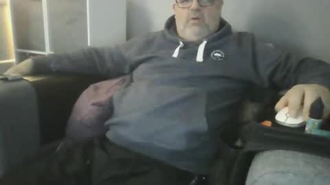 naturistmale45 online show from January 7, 9:58 am