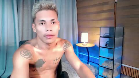 naughtyfuck_boy online show from January 14, 11:30 pm