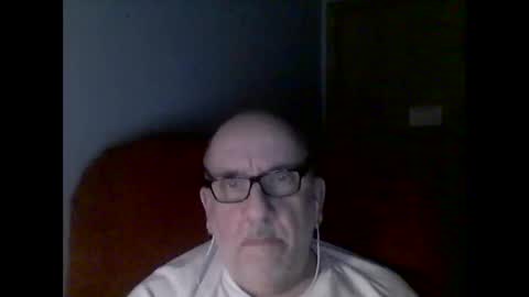 Tom online show from December 19, 1:57 am