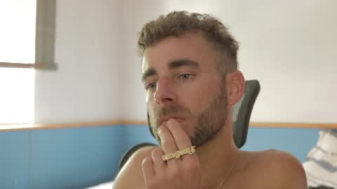 G as the point online show from April 22, 12:10 pm