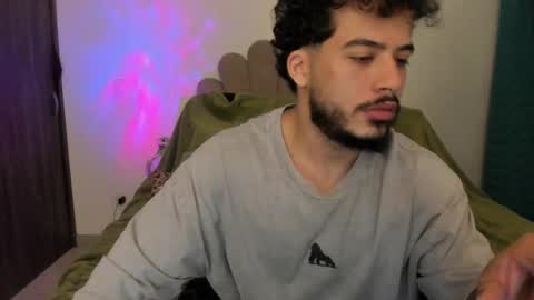 Nei turn green online show from April 13, 10:27 am