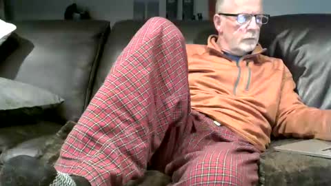 Snapshot of neman4u2c chatting on December 23, 2:24 am Jack online show from December 23, 2:24 am