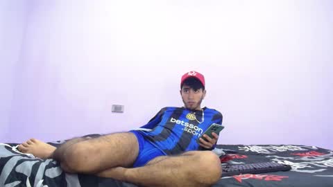 neo_latin online show from September 14, 4:47 am