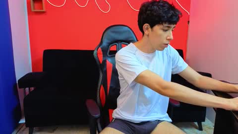 just Daniel  online show from December 20, 7:54 pm