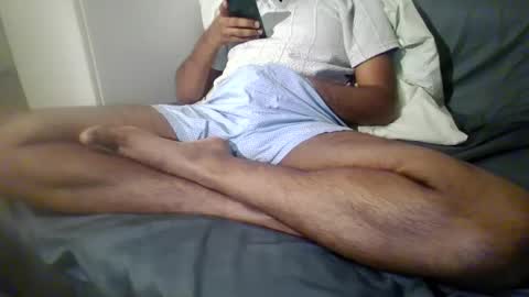 Nerlinlee online show from May 11, 9:01 pm