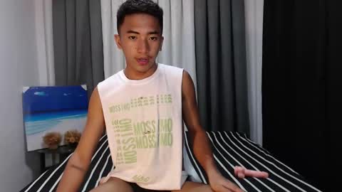 Snapshot of new_jersey_jay chatting on October 14, 11:17 am new_jersey_jay online show from October 14, 11:17 am