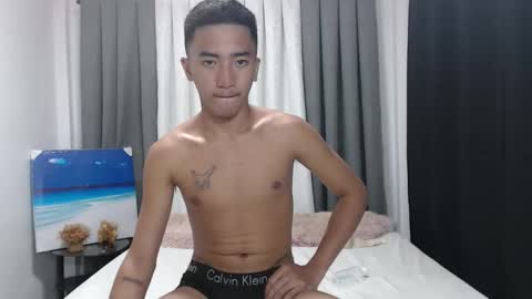 Snapshot of new_jersey_jay chatting on October 11, 11:14 am new_jersey_jay online show from October 11, 11:14 am