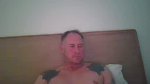 amandandhisgirl online show from September 12, 1:49 am