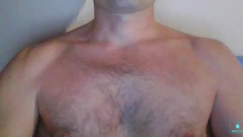 Snapshot of newtyguy90 chatting on January 19, 5:28 pm newtyguy90 online show from January 19, 5:28 pm