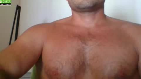 Snapshot of newtyguy90 chatting on September 10, 1:54 pm newtyguy90 online show from September 10, 1:54 pm