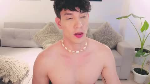 Snapshot of neythan__blaze chatting on September 23, 11:37 pm online show from September 23, 11:37 pm