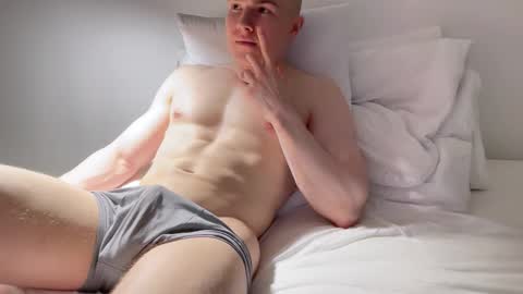 Adrian Von Ziegler online show from December 18, 3:57 am