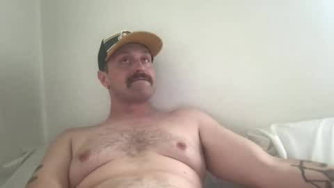 NiceButtNiceGuy online show from April 18, 6:42 pm