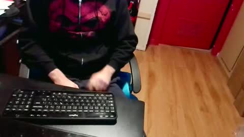 nicecck24 online show from December 14, 5:47 am