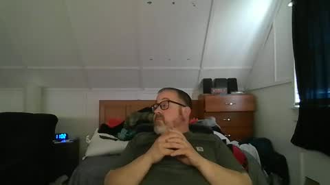 niceguy7208 online show from April 12, 3:02 pm