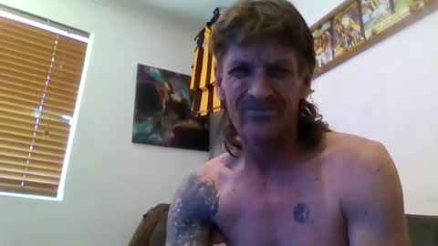 Snapshot of niceozziecockxxx chatting on February 8, 4:36 am Sexiishaine online show from February 8, 4:36 am