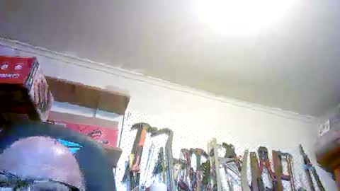 nicholaastavrou19 online show from April 14, 3:39 am