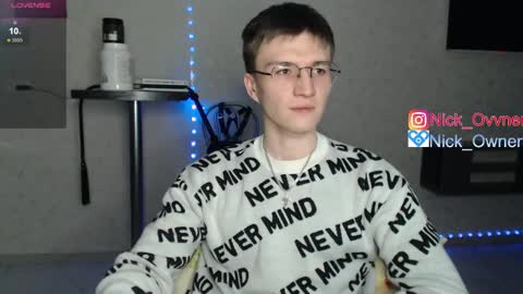 Snapshot of nick_owner chatting on March 10, 8:23 pm Nick online show from March 10, 8:23 pm