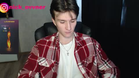 Snapshot of nick_owner chatting on September 18, 9:33 am Nick online show from September 18, 9:33 am