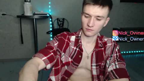 Snapshot of nick_owner chatting on February 20, 8:58 pm Nick online show from February 20, 8:58 pm