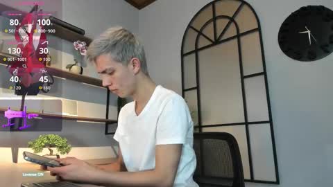 Nick  online show from October 22, 12:31 pm