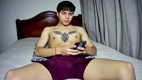 nicki online show from April 16, 12:38 pm