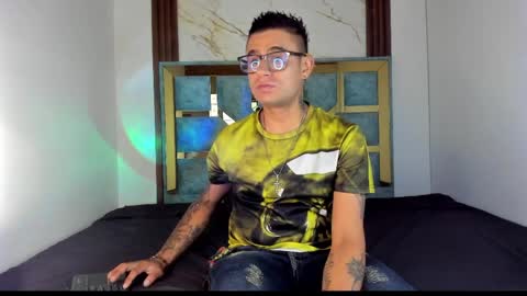 nickk_jonson online show from April 4, 12:57 pm