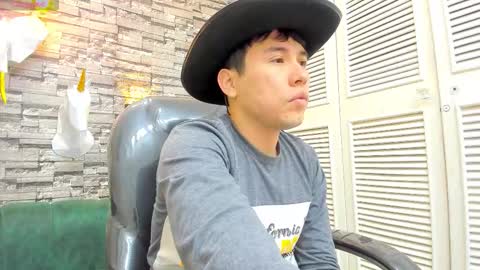 Nickk Wolff online show from November 11, 9:25 am