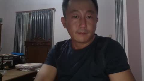 Snapshot of nickyang75 chatting on December 4, 8:29 pm nickyang75 online show from December 4, 8:29 pm