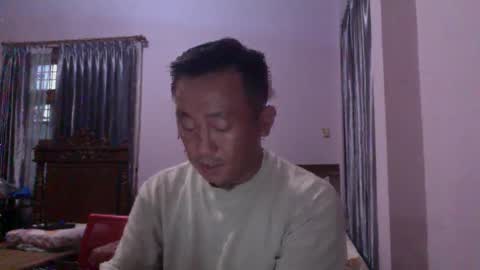 Snapshot of nickyang75 chatting on December 18, 11:13 am nickyang75 online show from December 18, 11:13 am