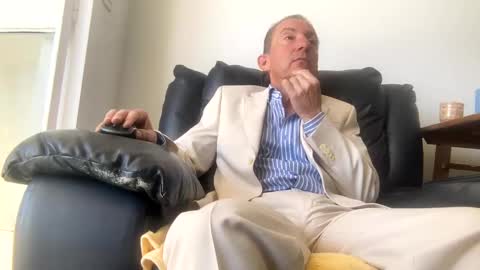 Snapshot of nico181969 chatting on February 23, 12:43 pm Nico online show from February 23, 12:43 pm