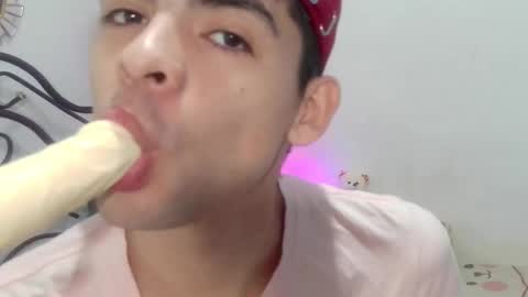 nico222025 online show from March 3, 6:48 pm