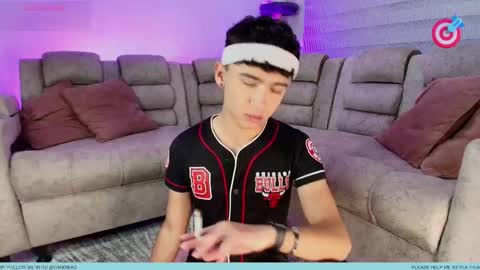 nico online show from September 11, 8:35 am