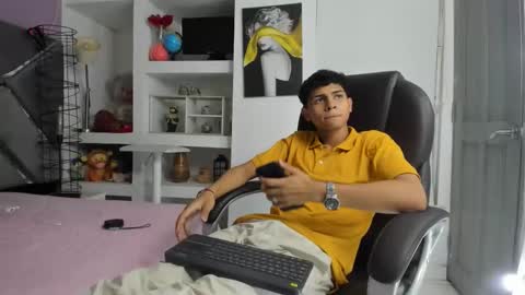 NICO online show from March 26, 8:24 pm