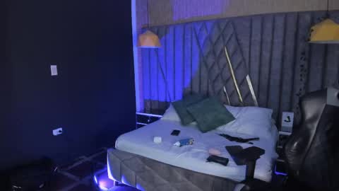 Nicolai online show from May 25, 12:33 pm