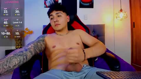 nicolas_james_sc online show from November 7, 6:00 pm