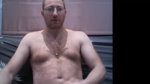 nicolaslapin87 online show from October 6, 6:07 am