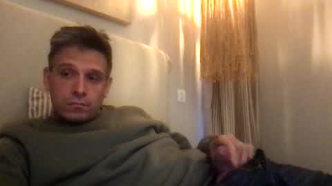 nicolaspercha online show from April 29, 9:43 pm