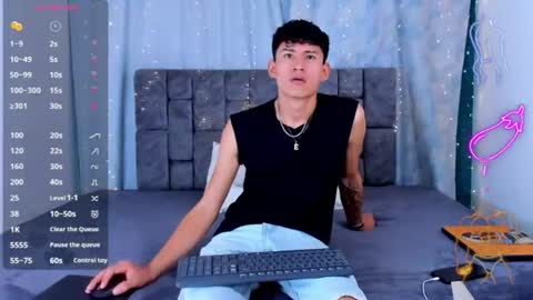 nicolastorres__ online show from June 14, 3:19 am