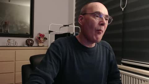 nightkeeper63 online show from November 11, 12:37 am