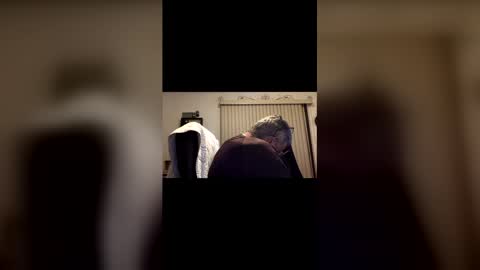 nightmoves1970 online show from December 15, 3:36 am