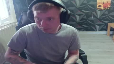 niglo620 online show from April 15, 11:10 am