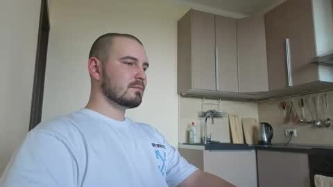 Snapshot of nikbusiness chatting on October 4, 10:09 am Nick online show from October 4, 10:09 am