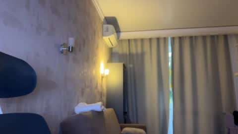 Celine online show from November 2, 7:23 am