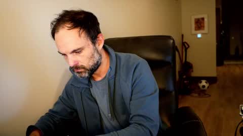 Nike Jude online show from September 17, 7:20 am