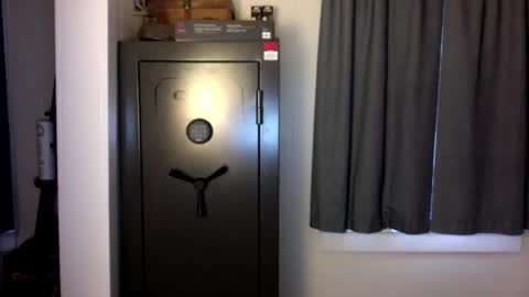 Ryder Dixon online show from January 13, 1:49 pm