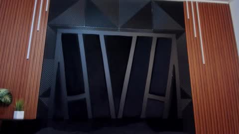 Noah online show from January 5, 5:27 pm